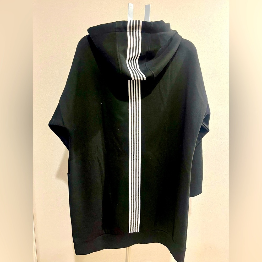 Solutions! Long Structured Fleece Hoodie in Black/White-Size XL